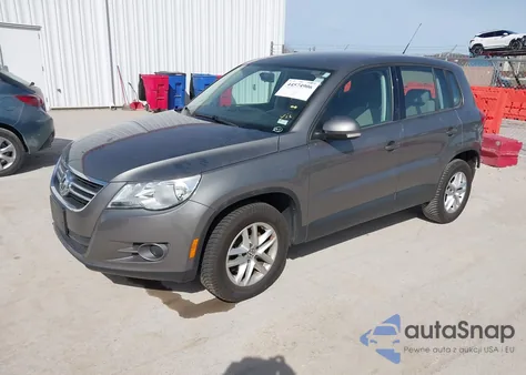 2011 Volkswagen Tiguan S from USA, damaged, VIN WVGAV7AX0BW556055